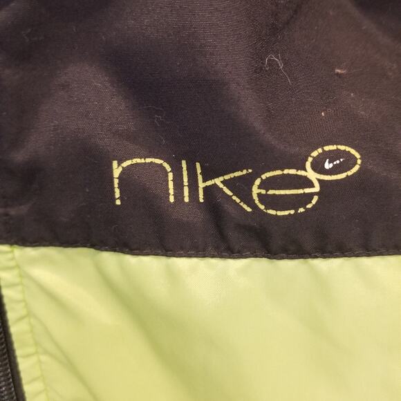 Vintage Nike Boy's  Windbreaker Jacket Youth Size 16 - Picture 2 of 9